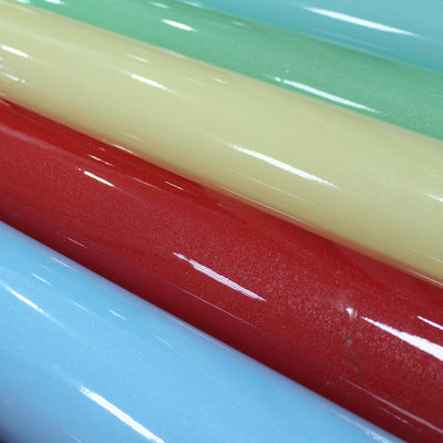 quality Wasserdichtung Dauerhafte PVC-Dekorationsfolie PVC-Hochglanzfolie 0,14 mm-0,5 mm factory