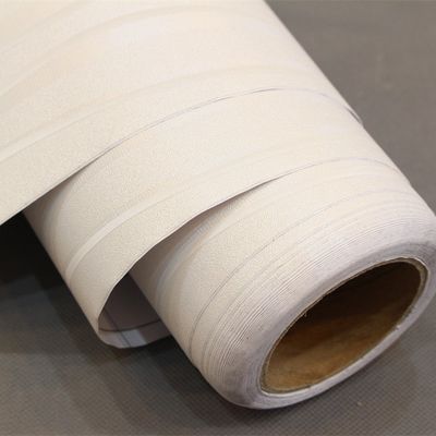 Anpassbare selbstklebende Wandbedeckung für eine schnelle und störungsfreie Installation